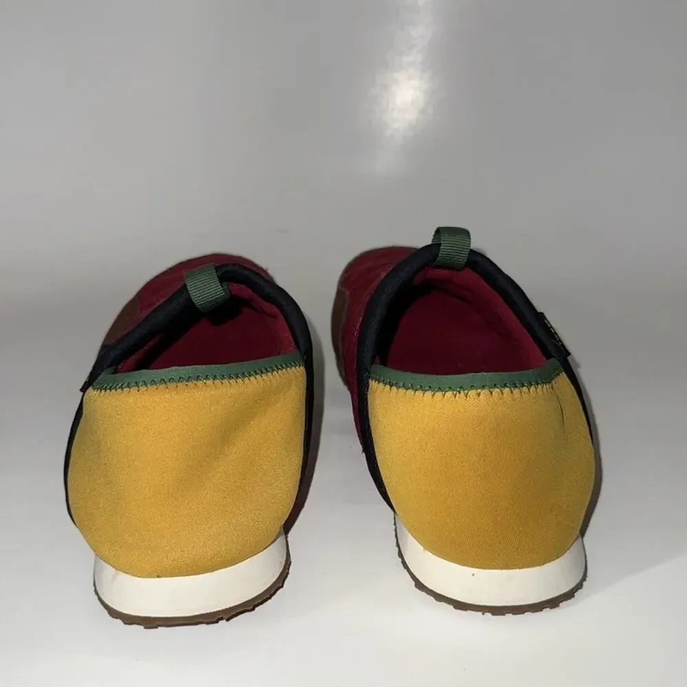 Teva Re Ember Moccasin Persian Red/Brown Multi kids size 4